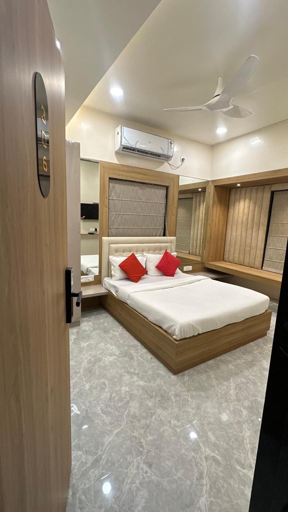 Soho House By Jayshrea Ξενοδοχείο Chandrapur Εξωτερικό φωτογραφία